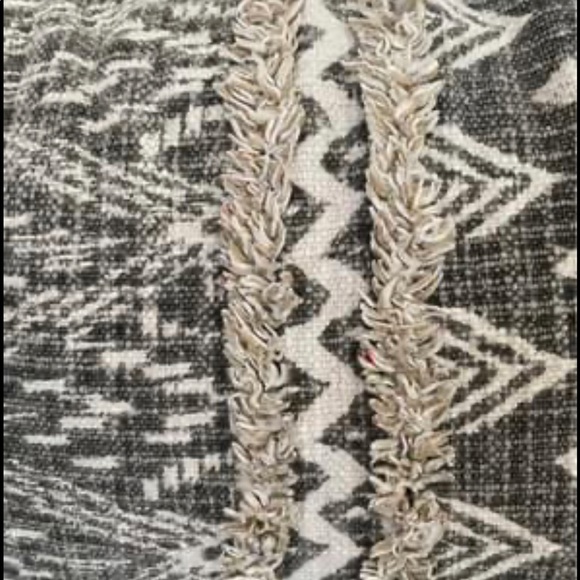 Home Goods Boho pillow - Picture 3 of 4